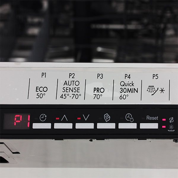 Встраиваемая посудомоечная машина 60 см AEG F95533VI0