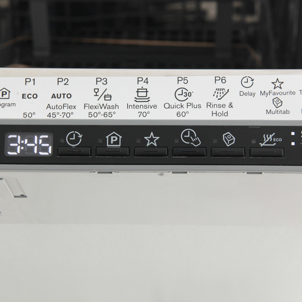 Встраиваемая посудомоечная машина 60 см Electrolux ESL7310RA — фото 4