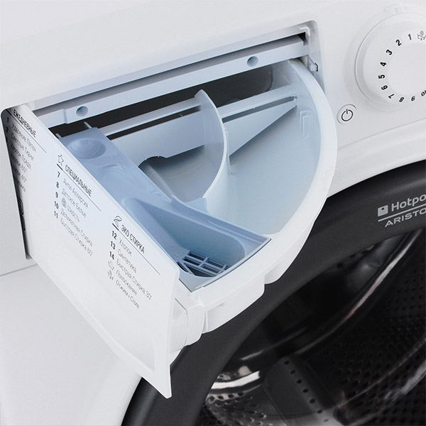 Стиральная машина Узкая Hotpoint-Ariston VMSL 501 B — фото 4