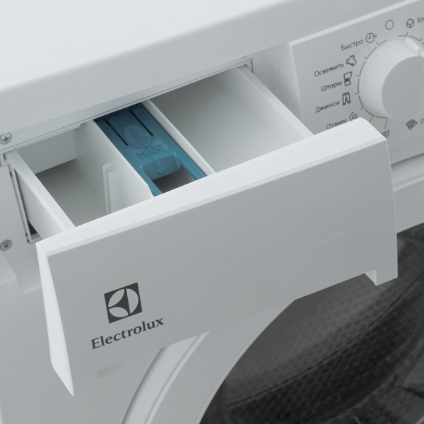 Стиральная машина Узкая Electrolux EWS1062NDU — фото 3