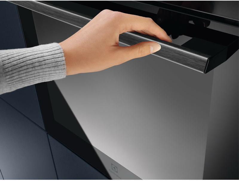 Электрический духовой шкаф Electrolux EOD5C70BZ — фото 4