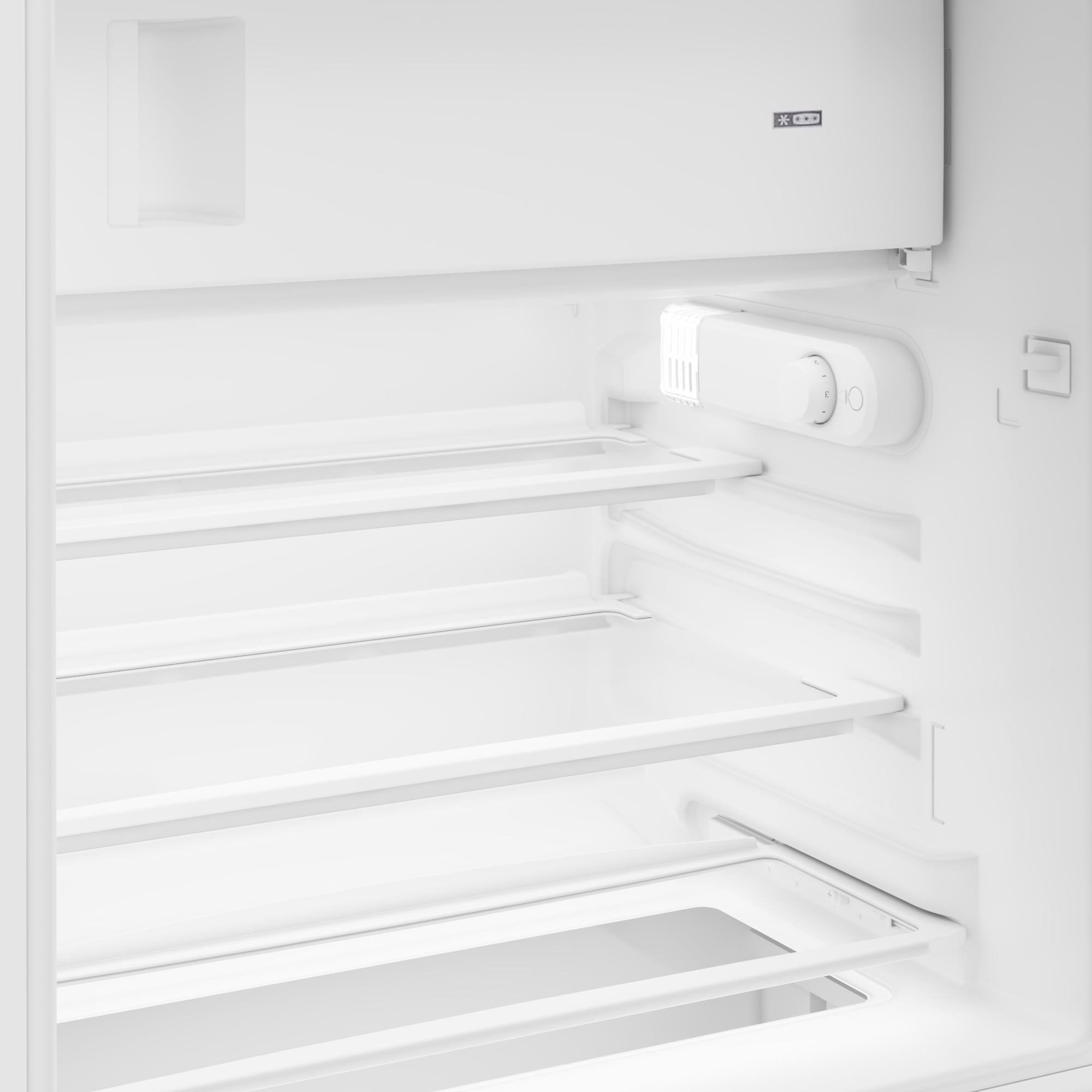 Встраиваемый однокамерный холодильник Indesit IBUD 109 — фото 5