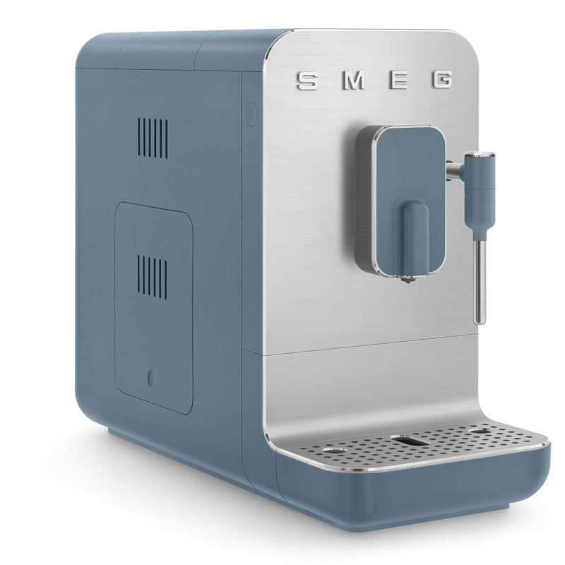 Автоматическая кофемашина Smeg BCC12SBMEU — фото 3