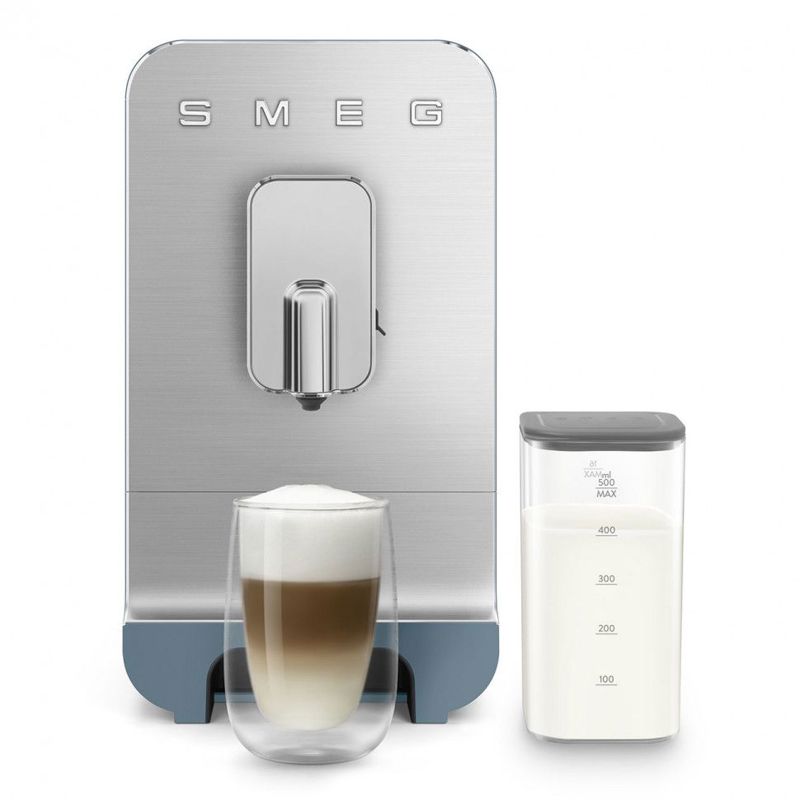 Автоматическая кофемашина Smeg BCC13SBMEU — фото 8