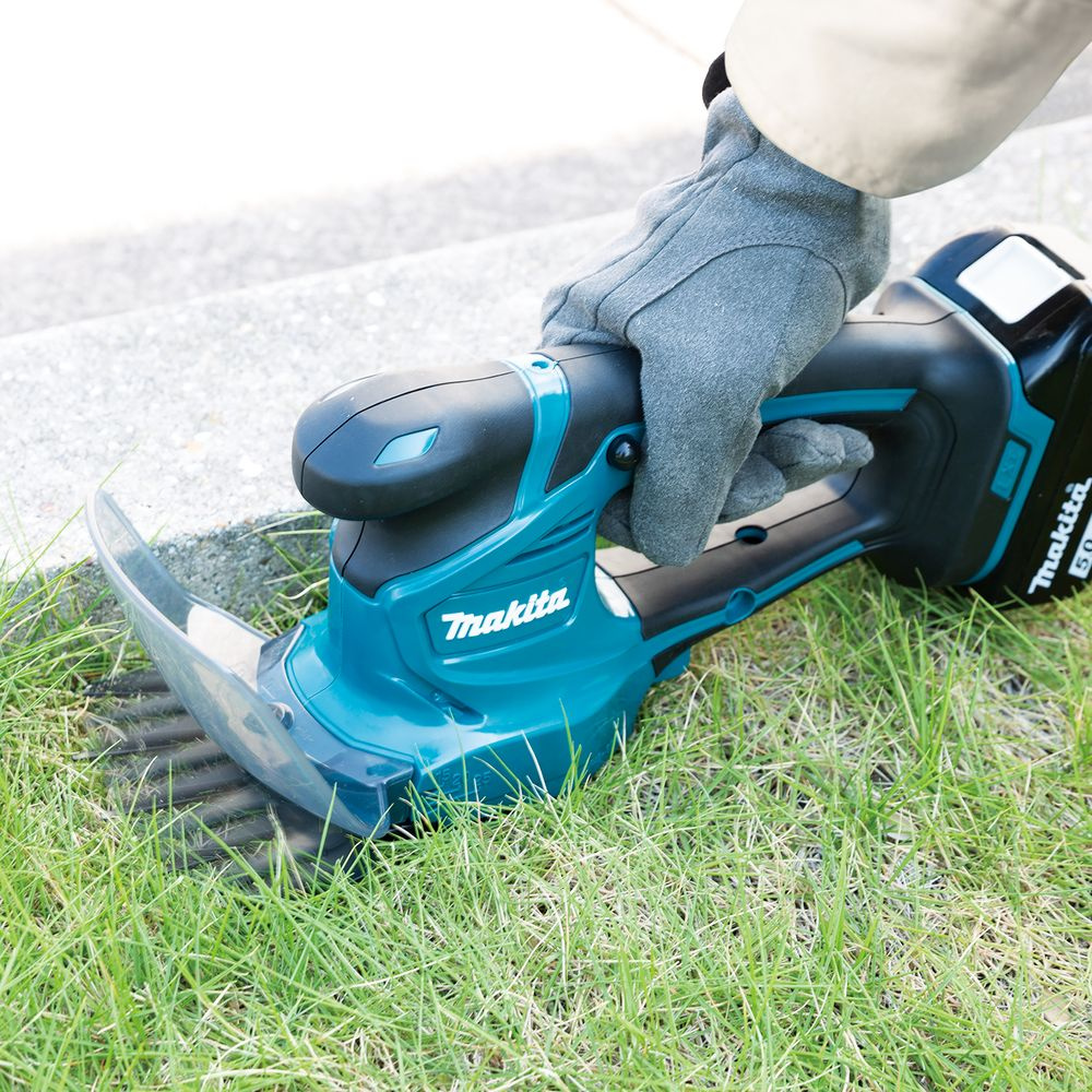 Садовые ножницы Makita DUM111SYX
