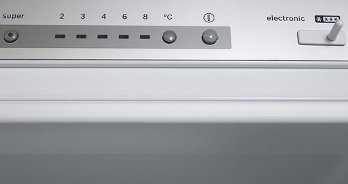 Холодильник Bosch NatureCool KGV36XW2AR — фото 7
