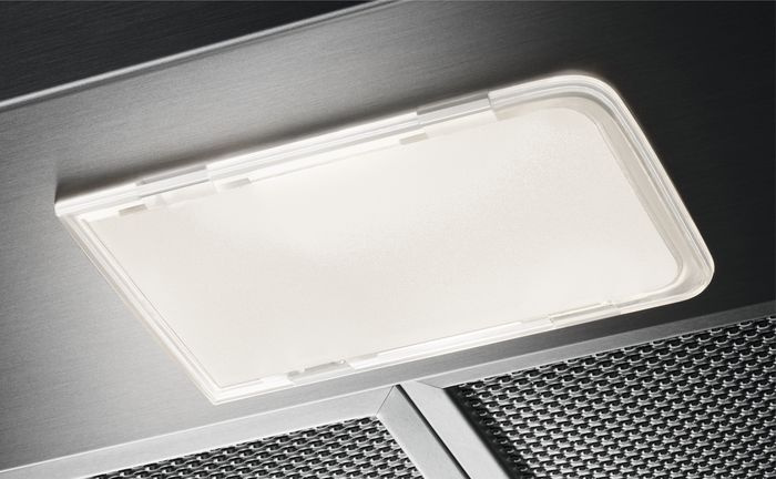 Вытяжка встраиваемая Zanussi ZHP60350SA серебристый управление: кулисные переключатели (1 мотор) — фото 3