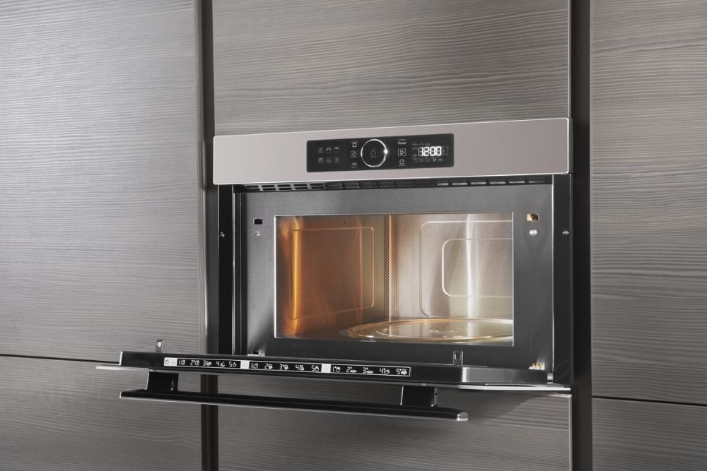 Микроволновая печь Whirlpool AMW 730/SD 31л. 1000Вт бронза сатиновая (встраиваемая) — фото 3