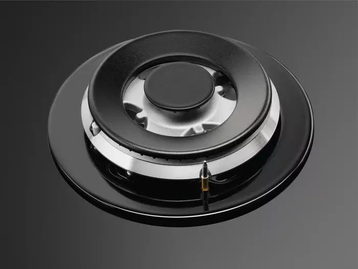 Газовая варочная поверхность Electrolux GPE373YK черный — фото 4