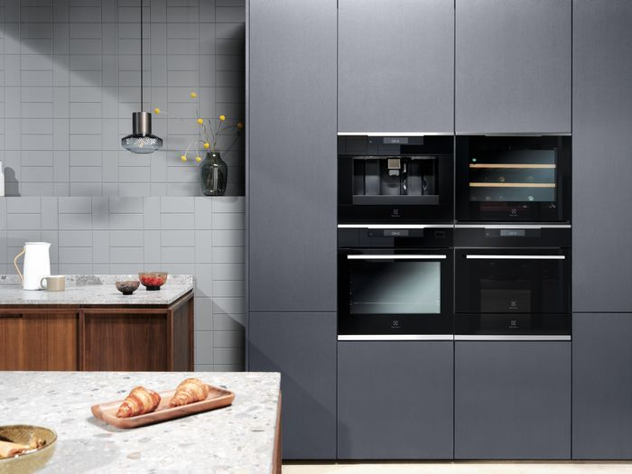 Духовой шкаф Электрический Electrolux VKA9S21WX нержавеющая сталь/черный — фото 2