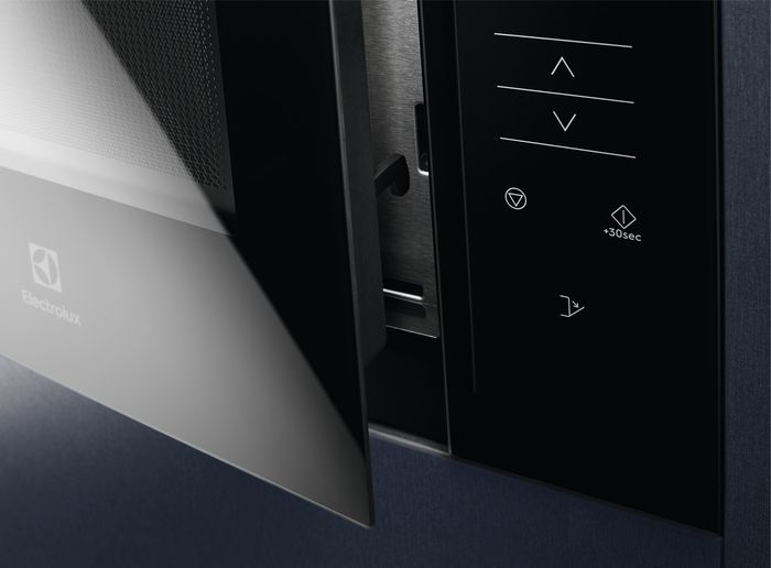 Микроволновая печь Electrolux KMFE172TEX — фото 3
