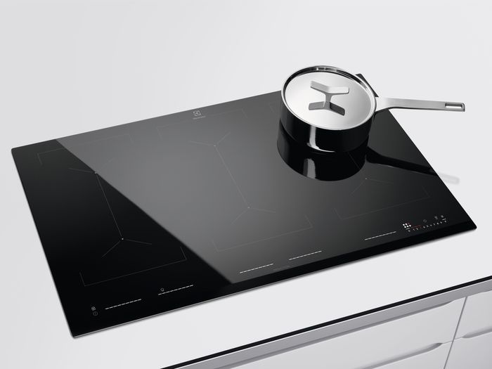 Индукционная варочная поверхность Electrolux EIV9467 черный — фото 8