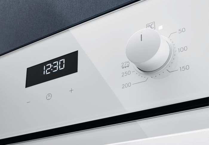 Духовой шкаф Электрический Electrolux OEF5H50V белый — фото 12