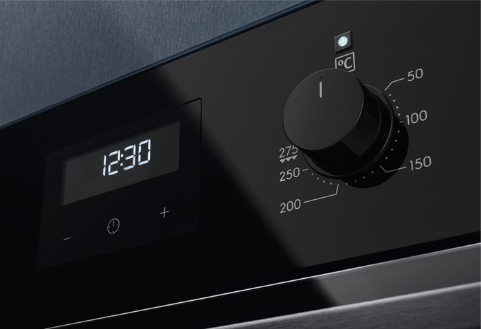 Духовой шкаф Электрический Electrolux OEF3H70TK черный — фото 5