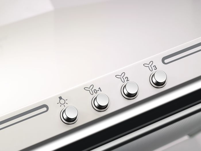 Вытяжка каминная Electrolux EFC226C кремовый/серебристый управление: кнопочное (1 мотор) — фото 6