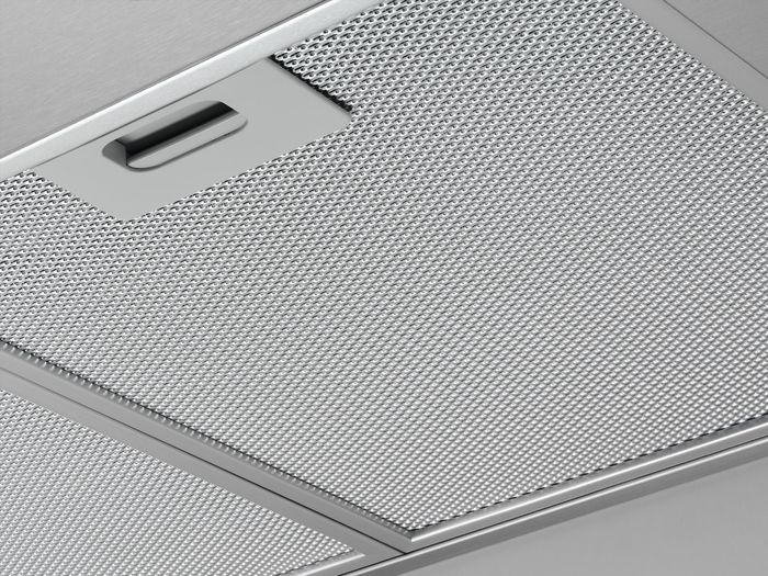 Вытяжка каминная Electrolux LFC9316X нержавеющая сталь управление: кнопочное (1 мотор) — фото 2