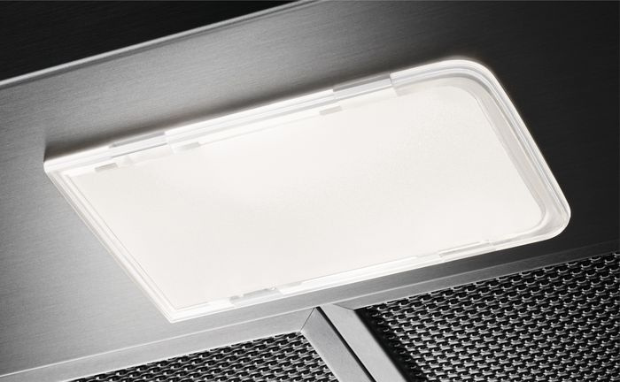 Вытяжка каминная Electrolux LFC9316X нержавеющая сталь управление: кнопочное (1 мотор)