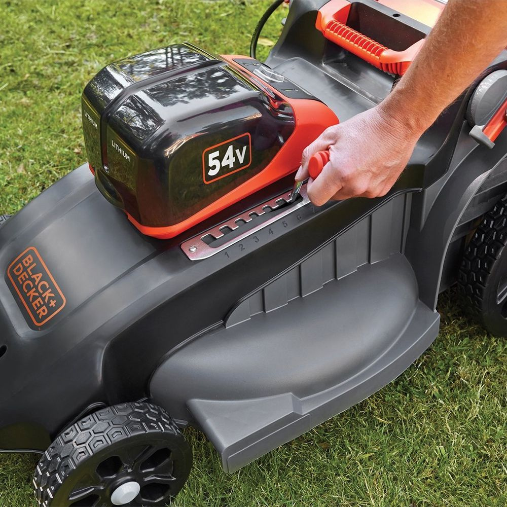 Газонокосилка роторная Black+Decker CLM5448PC2-QW — фото 8