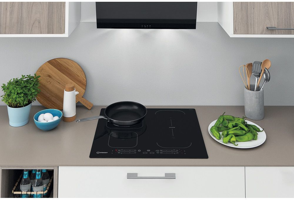Индукционная варочная поверхность Indesit IB 65B60 NE черный — фото 12