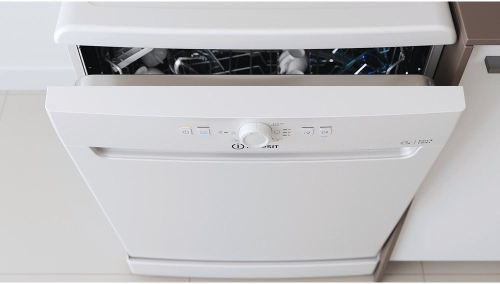 Посудомоечная машина Indesit DFE 1B19 13 белый (полноразмерная) — фото 8