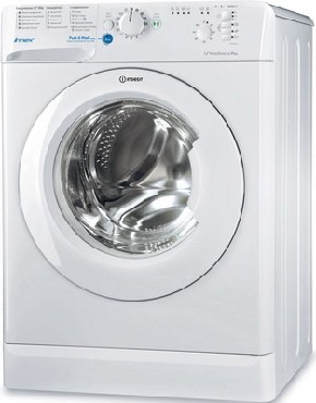 Стиральная машина  INDESIT BWSB 61051