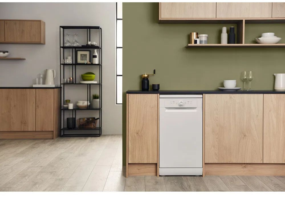 Посудомоечная машина Hotpoint-Ariston HSFE 1B0 C белый (узкая) — фото 6