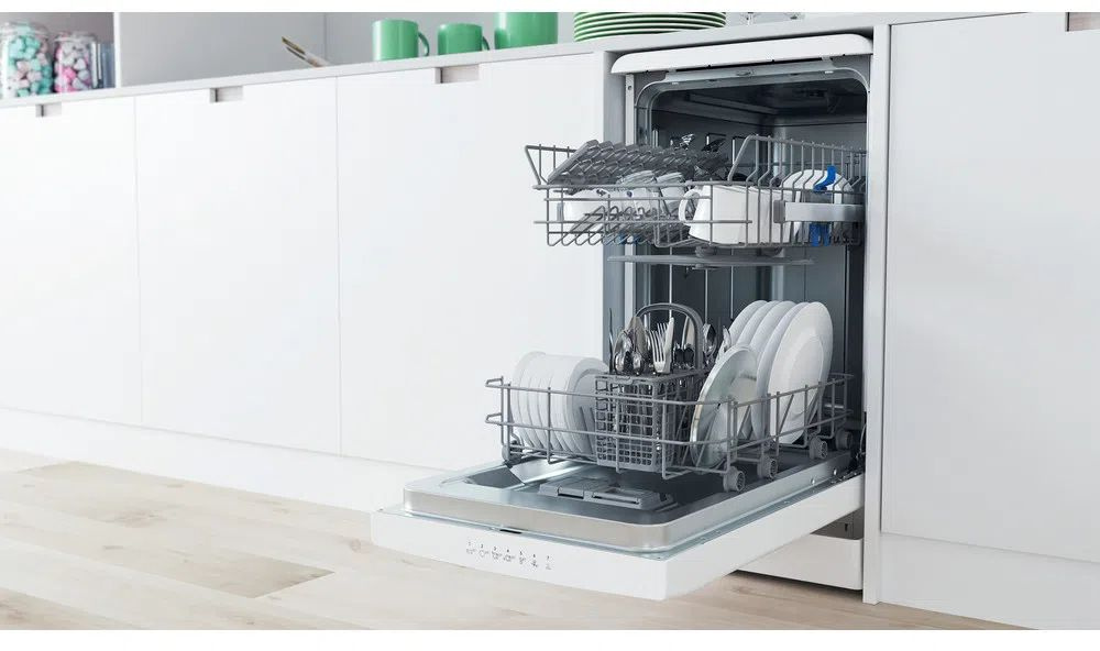 Посудомоечная машина Indesit DSFC 3M19 белый (узкая) — фото 11