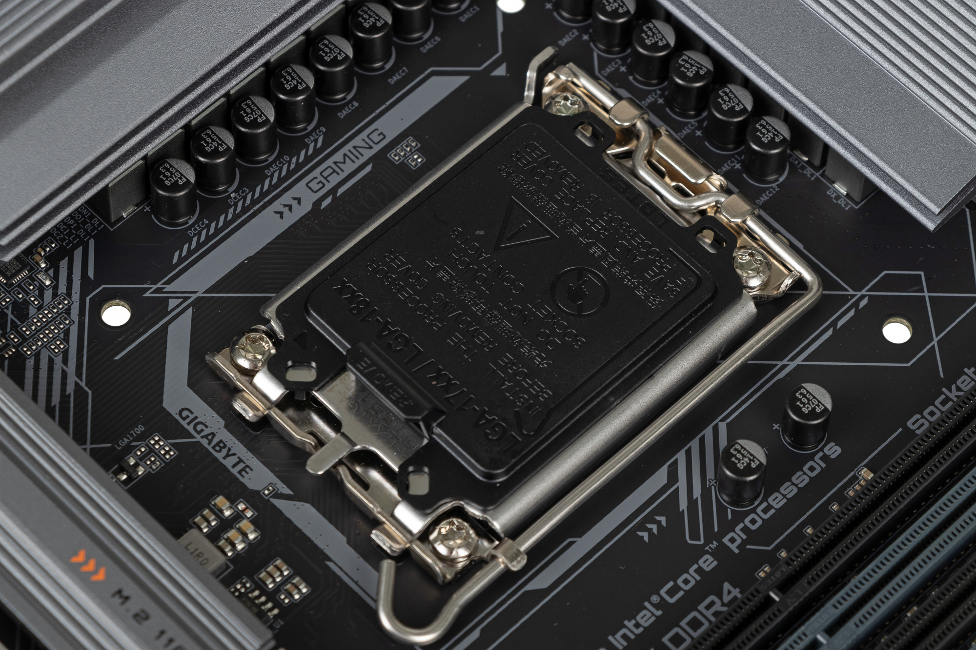 Материнская плата Gigabyte Z690 GAMING X DDR4 Soc-1700 Intel Z690 4xDDR4 ATX AC`97 8ch(7.1) 2.5Gg RAID+HDMI+DP — фото 14