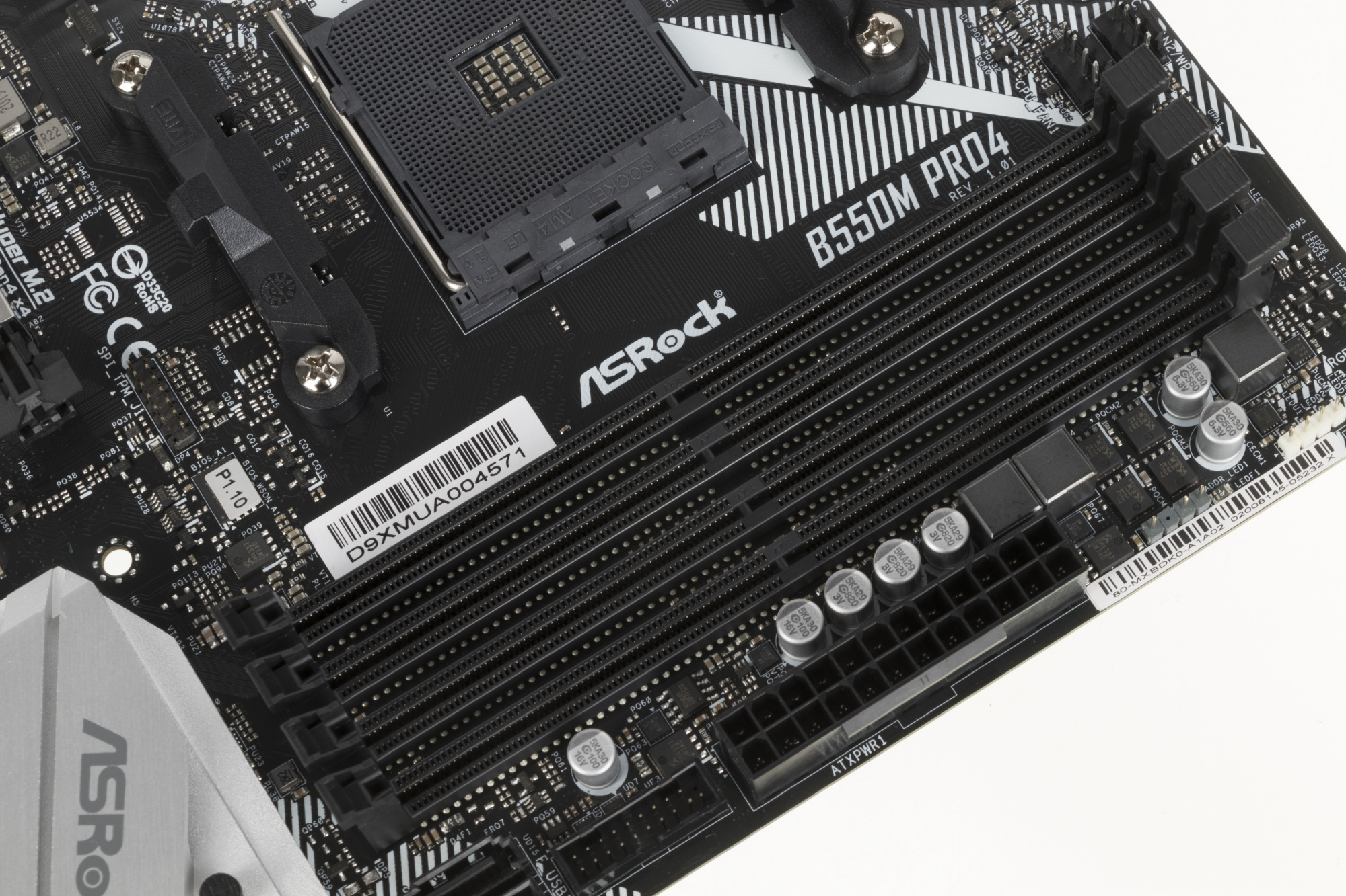 Материнская плата Asrock B550M PRO4 Soc-AM4 AMD B550 4xDDR4 mATX AC`97 8ch(7.1) GbLAN RAID+VGA+HDMI+DP — фото 2