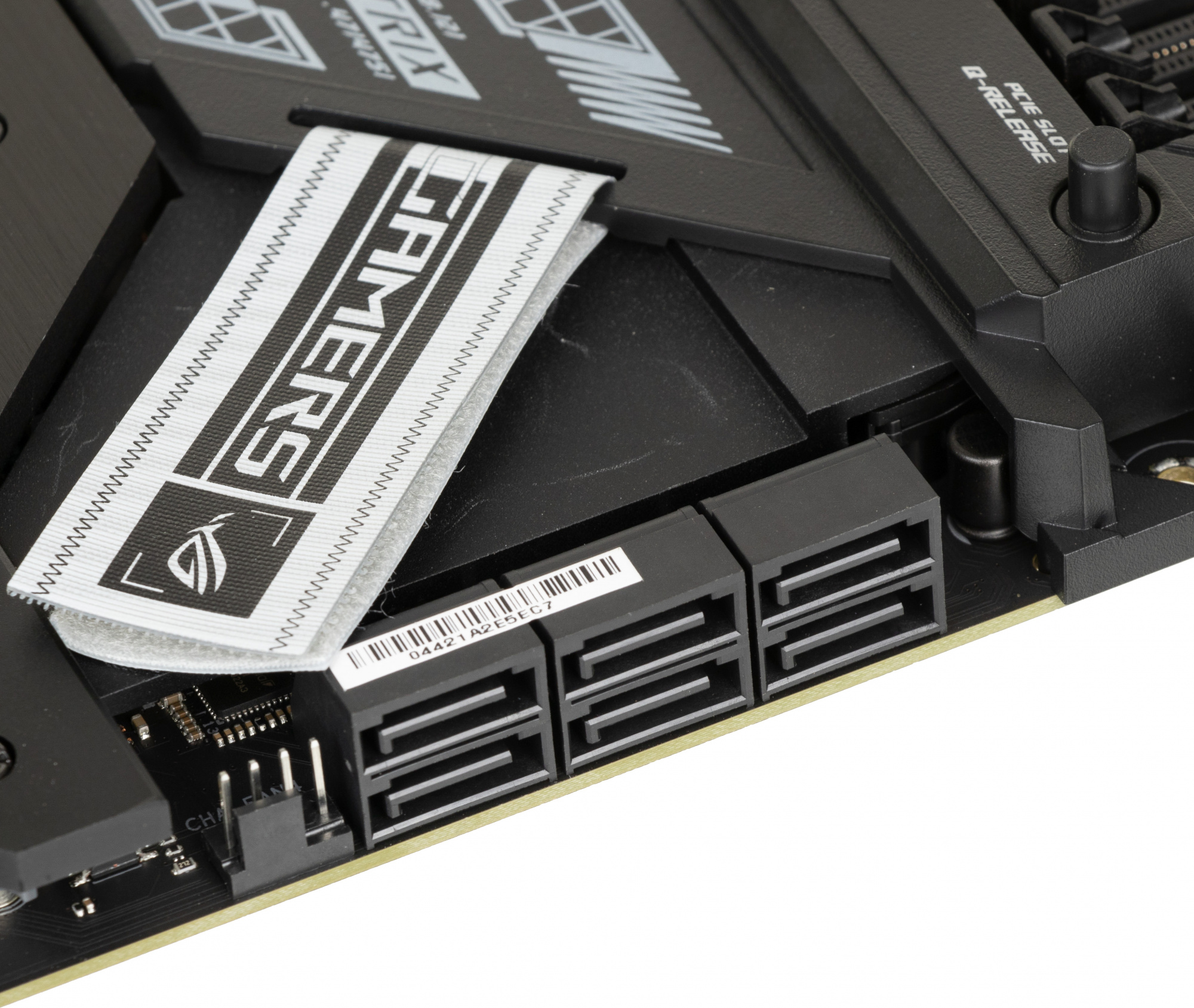 Материнская плата Asus ROG STRIX Z690-F GAMING WIFI Soc-1700 Intel Z690 4xDDR5 ATX AC`97 8ch(7.1) 2.5Gg RAID+HDMI+DP — фото 5