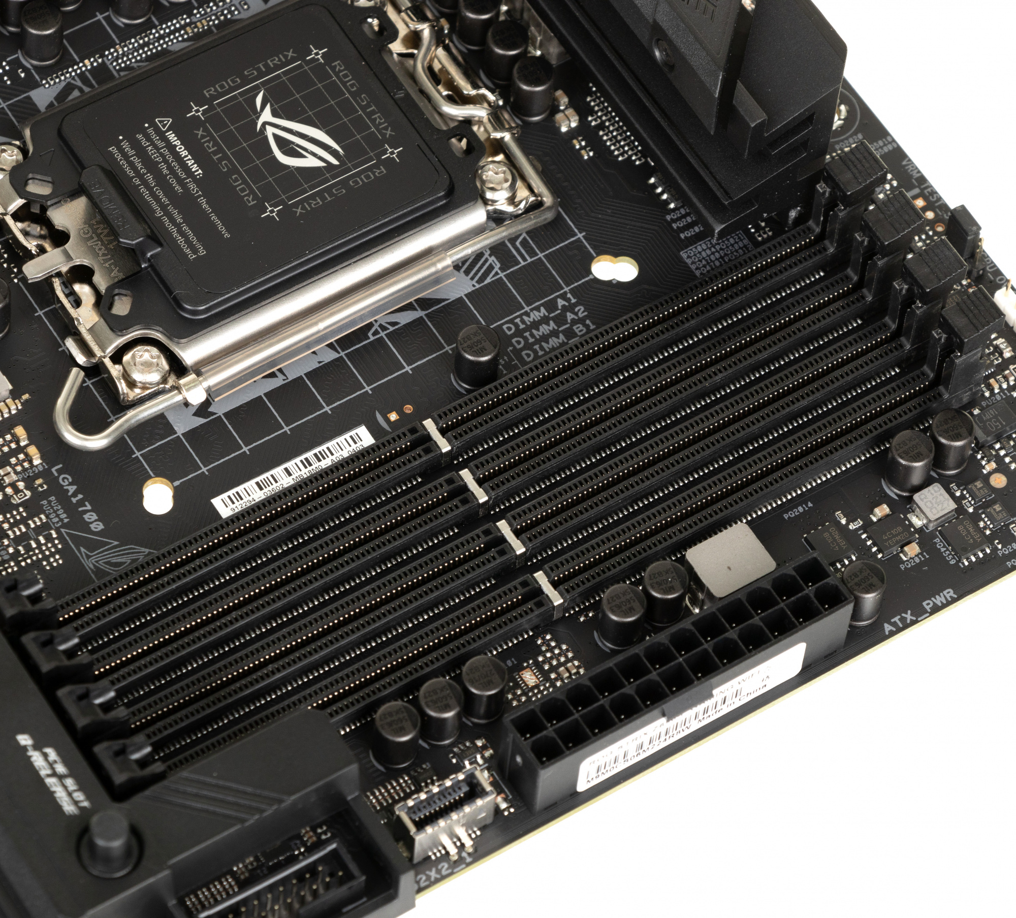Материнская плата Asus ROG STRIX Z690-F GAMING WIFI Soc-1700 Intel Z690 4xDDR5 ATX AC`97 8ch(7.1) 2.5Gg RAID+HDMI+DP — фото 7