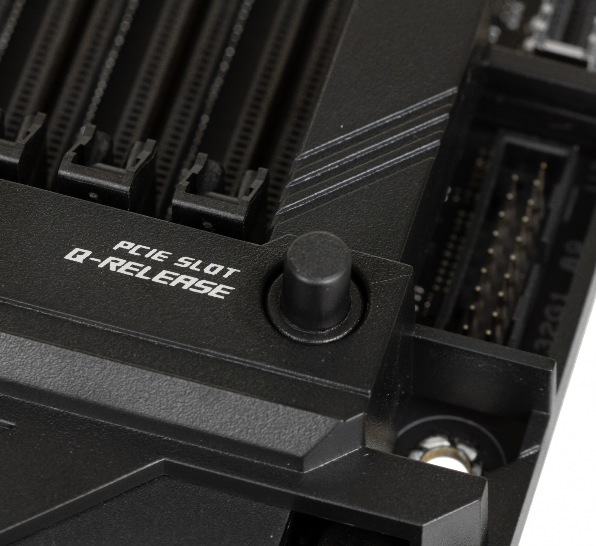Материнская плата Asus ROG STRIX Z690-F GAMING WIFI Soc-1700 Intel Z690 4xDDR5 ATX AC`97 8ch(7.1) 2.5Gg RAID+HDMI+DP — фото 11