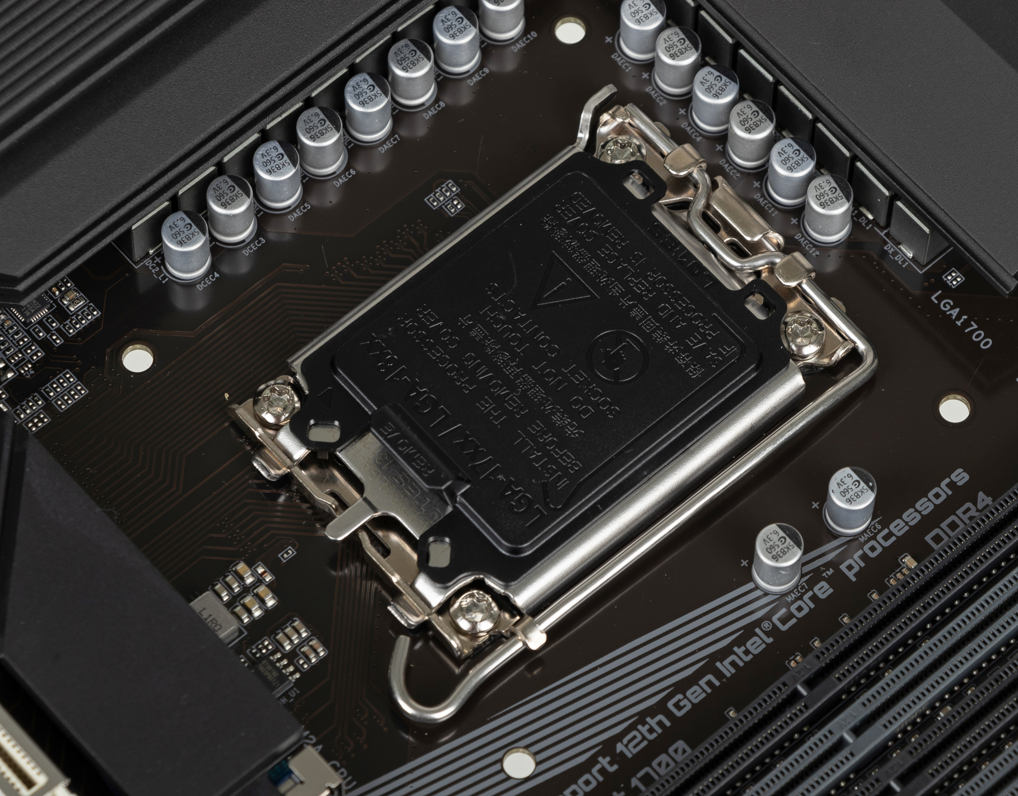 Материнская плата Gigabyte Z690 UD DDR4 Soc-1700 Intel Z690 4xDDR4 ATX AC`97 8ch(7.1) 2.5Gg RAID+HDMI+DP — фото 11