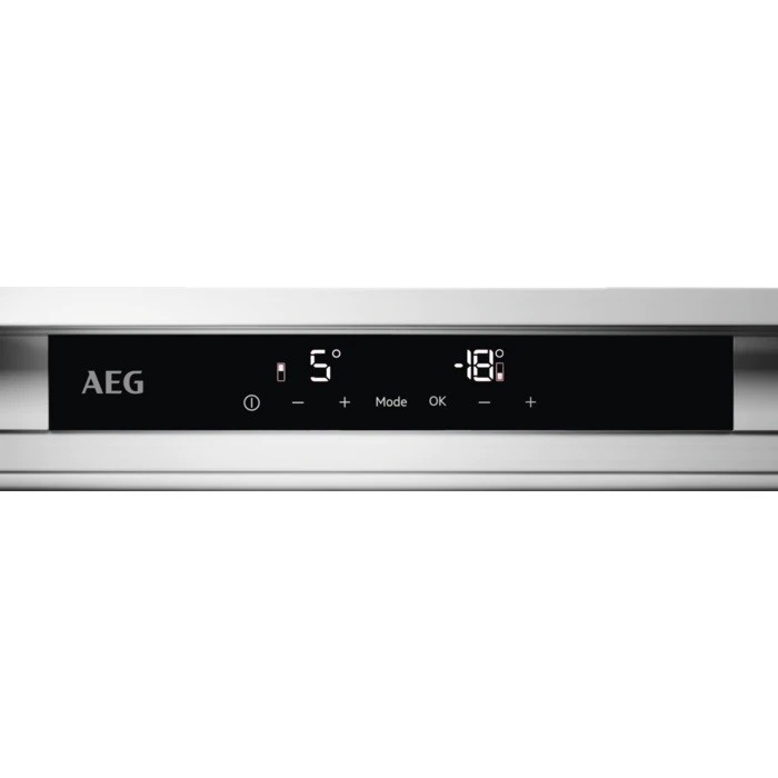 Встраиваемая морозильная камера AEG ABE818F6NC