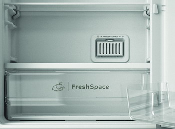 Холодильник Indesit ITR 4180 E — фото 5