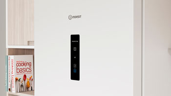 Холодильник Indesit ITR 5200 W — фото 5