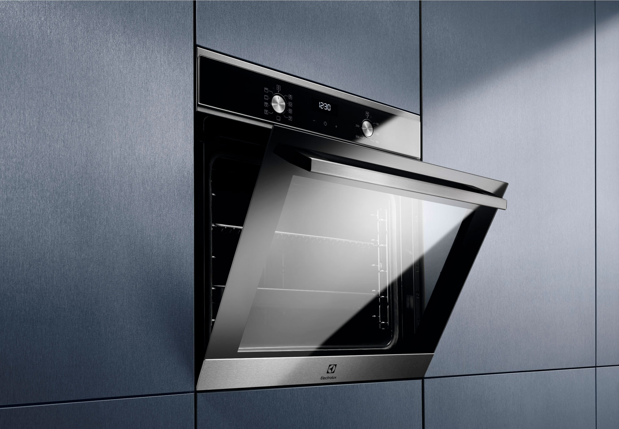 Духовой шкаф Электрический Electrolux EOF5C50BX — фото 4