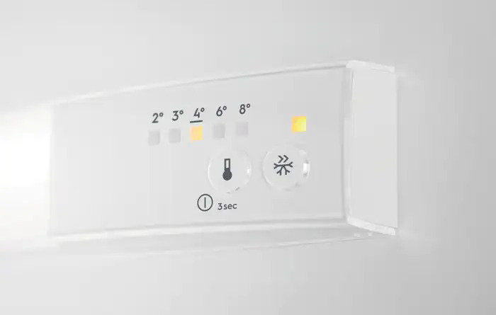 Холодильник Electrolux KNT2LF18S белый (двухкамерный) — фото 5