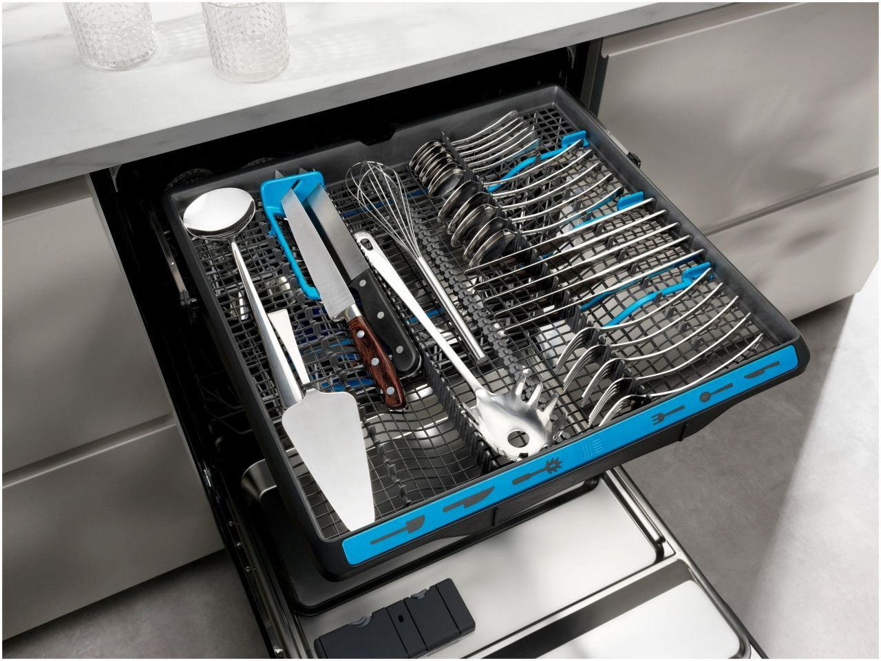 Посудомоечная машина встраив. Electrolux EEM23100L — фото 4