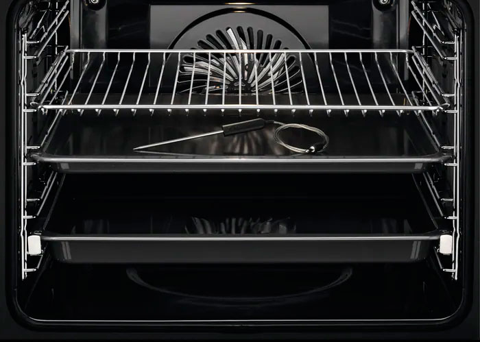 Встраиваемая электрическая духовка AEG BSE772380B — фото 2