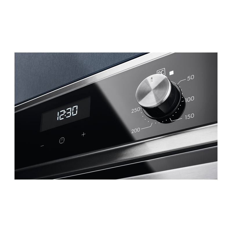 Встраиваемая электрическая духовка ELECTROLUX EOF5C50BX — фото 3