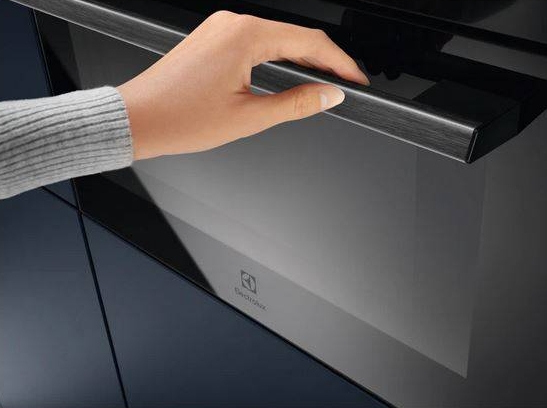 Встраиваемая микроволновая печь Electrolux EVM6E46Z — фото 4