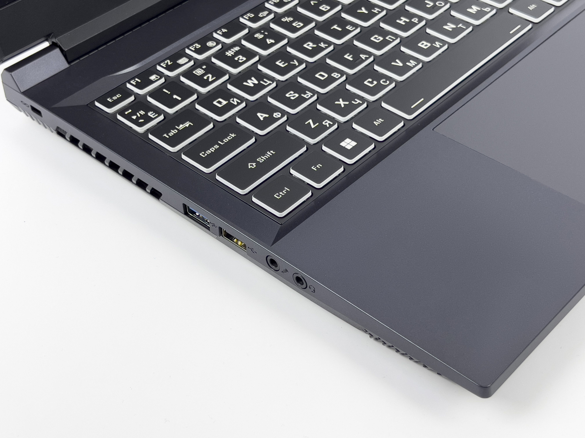 Ноутбук Hasee T8-DA7NP+ Core i7 12700H 16Gb SSD512Gb NVIDIA GeForce RTX 3060 6Gb 16" IPS 2.5K (2560x1600) Free DOS black WiFi BT Cam 3410mAh — фото 5