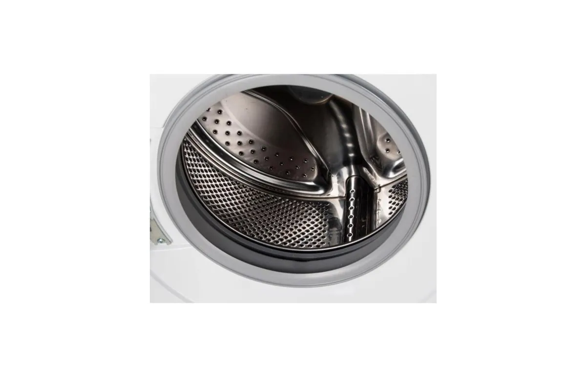 Стиральная машина узкая Hisense WFQP6012VM — фото 2