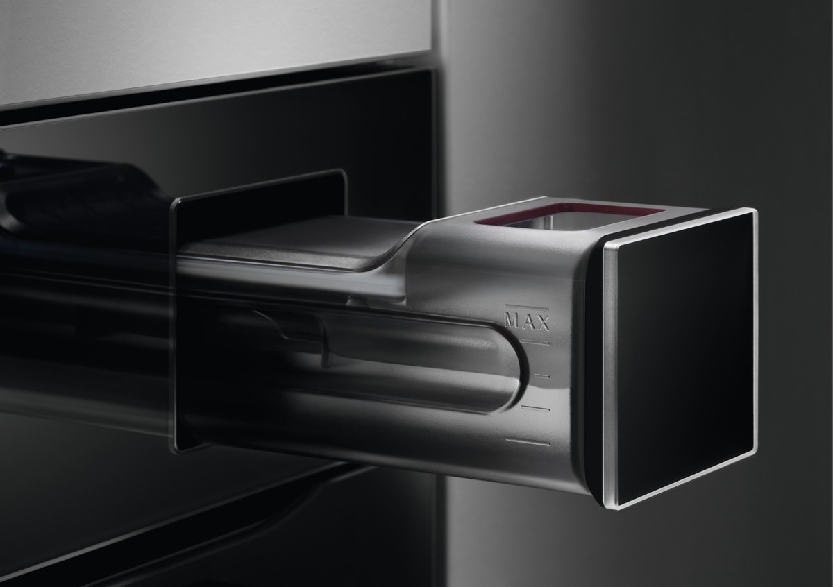 Встраиваемая электрическая духовка AEG BSE792320B — фото 3