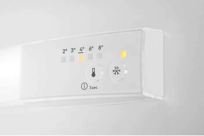 Холодильник Electrolux LND5FE18S — фото 2