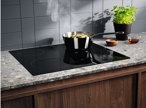 Индукционная варочная поверхность Electrolux LIR60430 — фото 9