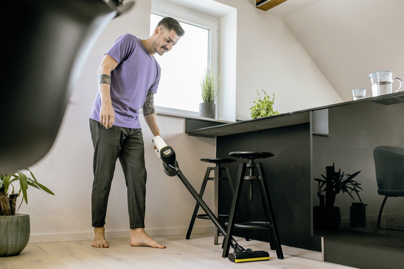 Пылесос ручной Karcher VC 4 Cordless myHome 140Вт белый — фото 5