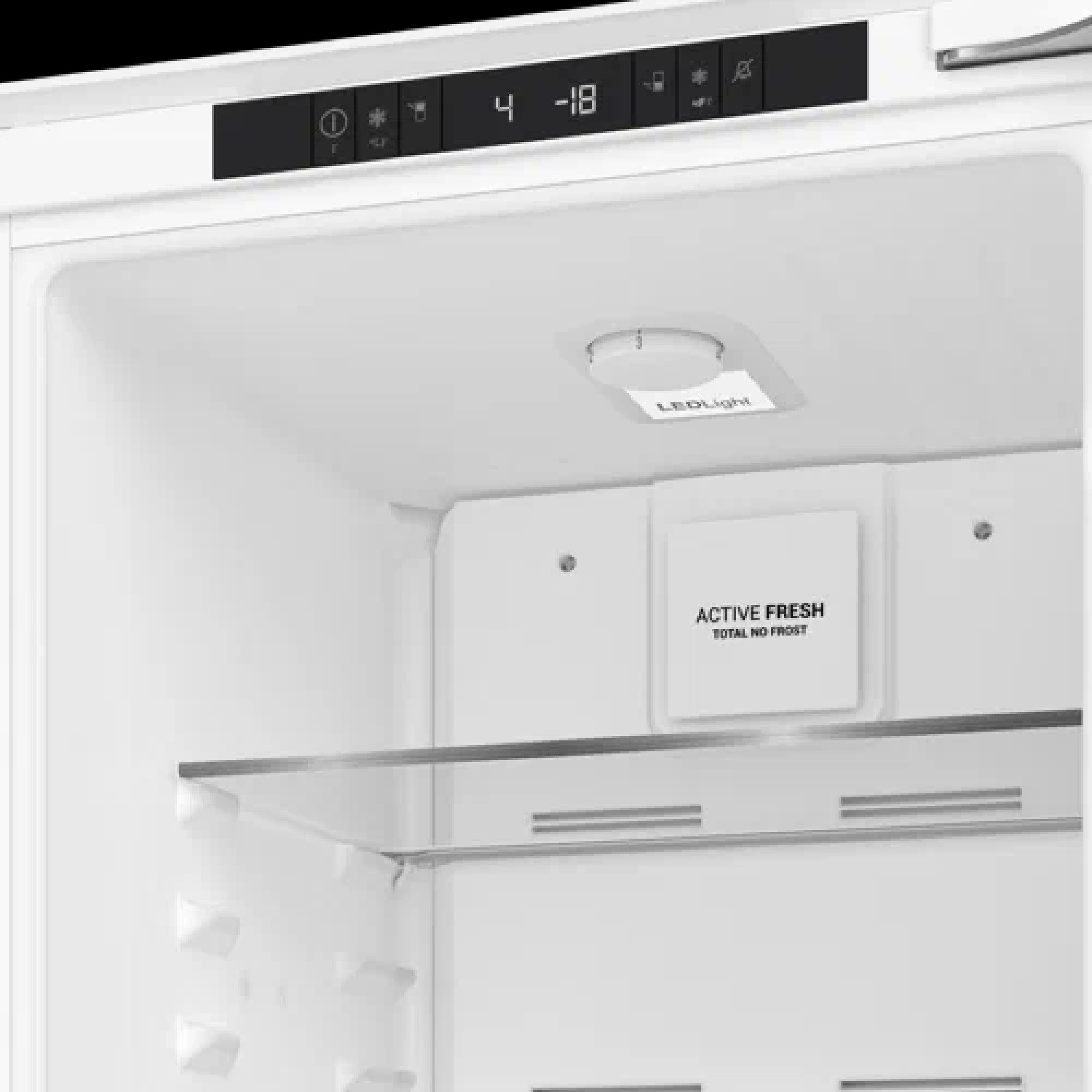 Встраиваемый холодильник Hotpoint HBT 20