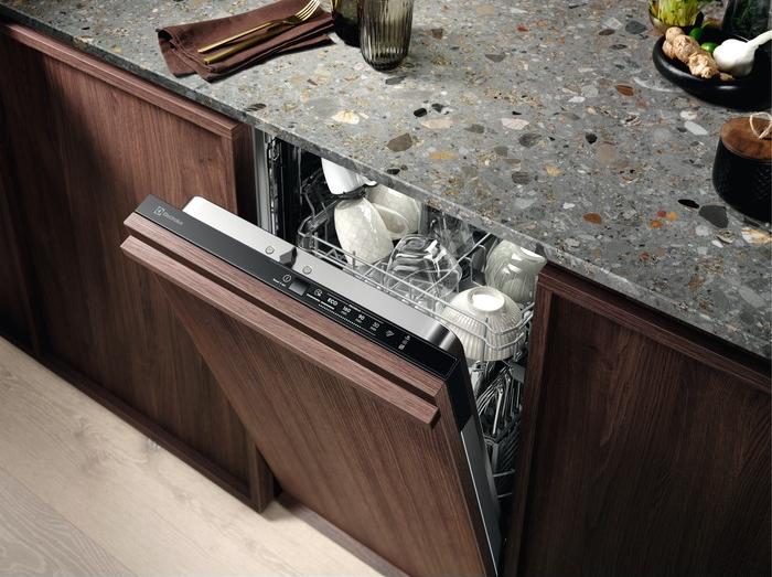 Встраиваемые посудомоечные машины ELECTROLUX EEA71210L — фото 6